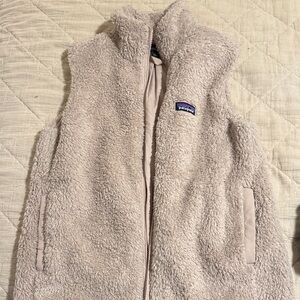 Patagonia Women’s Fleece Vest - Light Tan